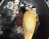 だいこんと合挽き肉の煮物作り方1写真