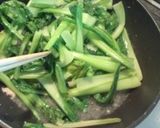 チンゲン菜とツナの塩麹炒め作り方3写真