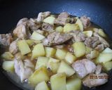 チキンとじゃがいものマーマレード醤油煮♪作り方6写真