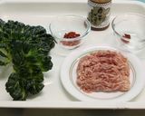 ターツァイと鶏ミンチの中華風サラダ作り方1写真