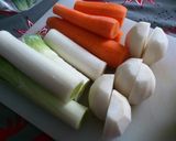 ひたすら煮込むだけ♡牛タンのポトフ作り方3写真