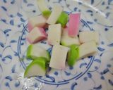 弁当に◆かまぼこのマヨと醤油の山葵和え◆作り方1写真