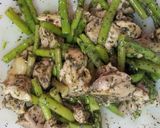 簡単♪鶏とアスパラと枝豆のバジル和え作り方3写真