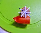 ❀お弁当に❀赤ウィンナーのお花ベー巻き作り方3写真