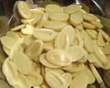 ★ストロベリークランチチョコ★作り方1写真