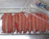 5分で♪かにかまとアボカドの山葵醤油和え作り方1写真