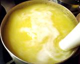 コーンと玉子で中華風？コーンスープ作り方2写真
