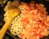 れんこんと豚うす切り肉の＊＊和風炒め作り方4写真