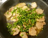 (^^)豚ヒレ肉ネギ入りしょうゆ炒め作り方5写真