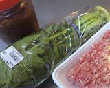大根葉と豚ミンチの醤油麹炒め作り方1写真