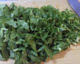 大根葉と豚ミンチの醤油麹炒め作り方2写真