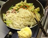 男子が喜ぶ☆カラオケ店の焼きうどん風作り方3写真