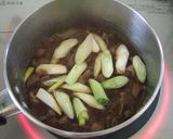 旨い☆鶏レバーの塩麹＆ごま味噌煮作り方7写真