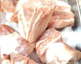 豚スペアリブ野菜ジュース煮込み作り方1写真