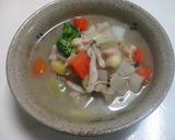 鳥なんこつと角切り野菜のスープ作り方4写真