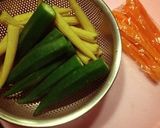 オクラとベビーコーンの豚バラ巻き☆作り方1写真