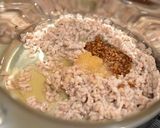 冷めてもふんわり醤油麹のそぼろ作り方1写真
