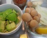アボカドとサーモンのクリームパスタ作り方1写真