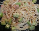 アボカドとサーモンのクリームパスタ作り方4写真