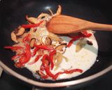 作りおきガパオ炒めのクリームパスタ作り方8写真