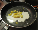 スモークサーモンとほうれん草のピザ作り方3写真