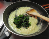 スモークサーモンとほうれん草のピザ作り方4写真