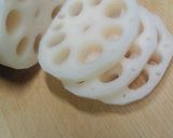 花粉症にも・れんこんのアンチョビソース♥作り方1写真