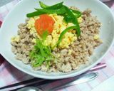 雛祭りに！鶏と卵のふわふわ2色そぼろ丼＊作り方7写真