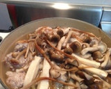 ☆ホクホク蓮根と鶏手羽とキノコのお鍋☆作り方7写真