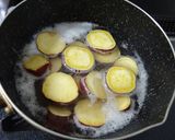 サツマイモの蜂蜜バターレモン煮作り方2写真