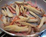 スピードおかず…にんじんとしめじの炒め物作り方1写真