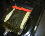 のりとカニカマでクルクル卵焼き作り方1写真