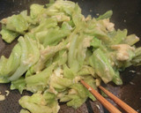 簡単おかず…キャベツの卵炒め作り方3写真