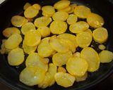子供◎おつまみ◎ベーコン馬鈴薯の大蒜炒め作り方4写真