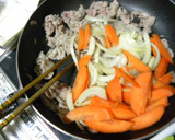 キムチで旨みアップ☆肉野菜炒め作り方3写真