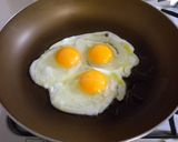 ぜんぜんたいへんじゃない目玉焼き作り方1写真