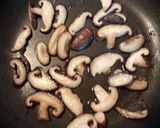 豆苗としいたけのナンプラー炒め作り方2写真