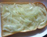 とんかつソース×玉葱×胡麻のトースト作り方2写真