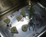 牡蠣のカレーハーブオイル漬け☆作り方2写真