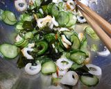 胡瓜と若布と竹輪の三杯酢作り方6写真