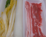 白菜の漬物と豚ばら肉の炒め物作り方1写真