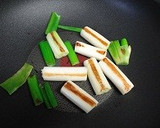 鶏手羽元肉と大根とねぎの煮物作り方2写真