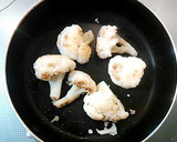 お弁当に☆カリフラワーのマヨチーズ焼き作り方1写真