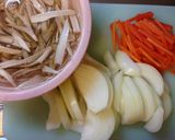 白菜としらたきの具だくさん中華スープ作り方1写真