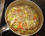 白菜としらたきの具だくさん中華スープ作り方3写真