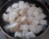 大根とこんにゃくと豚肉の煮物風炒め作り方1写真