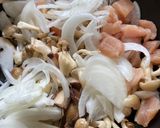 しめじと鶏肉のチーズとろ〜りグラタン作り方5写真