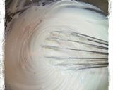 ヨーグルトチーズムース＊いちごのソース作り方3写真