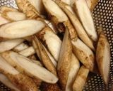 ごぼうとこんにゃくの大葉炒め❁作り方1写真