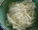 ご飯が進む☆大根の胡麻炒め作り方1写真